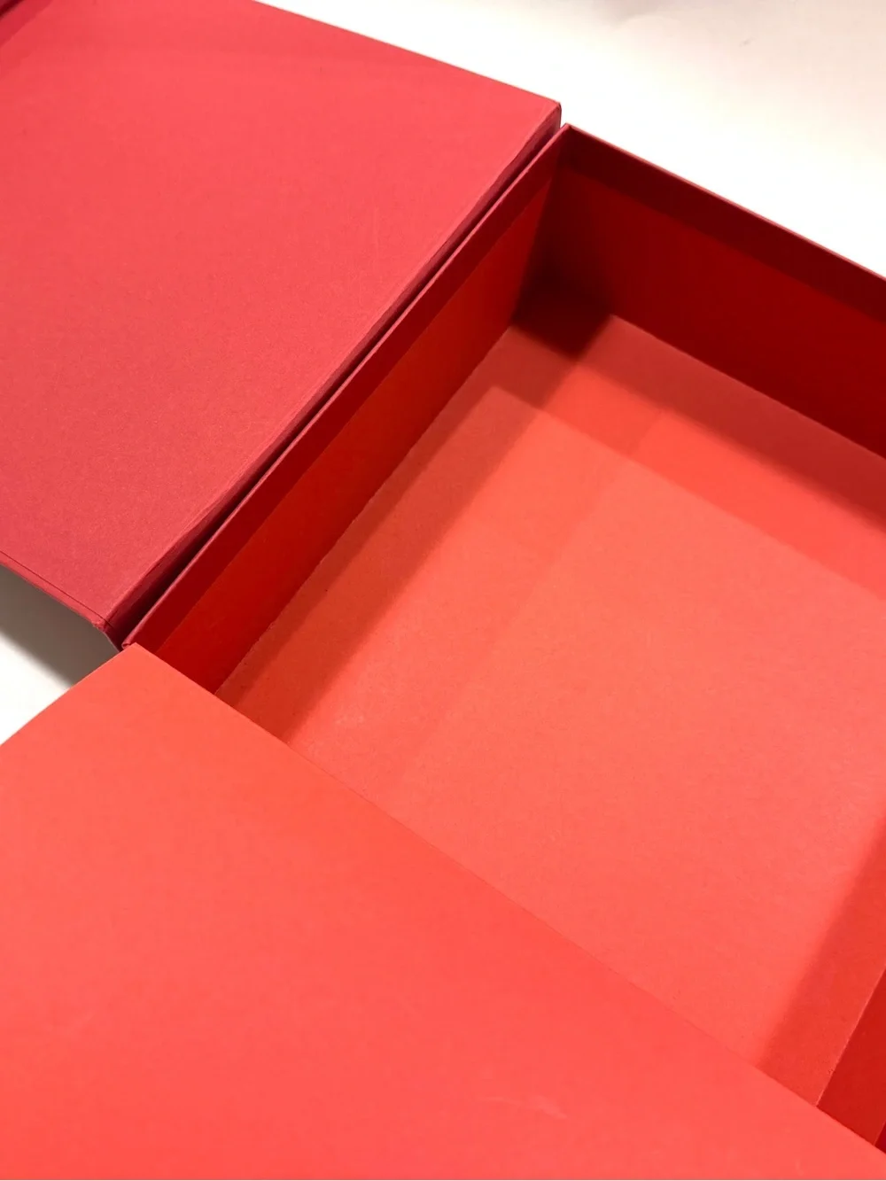 Cartier Red Box W Shopping Bag